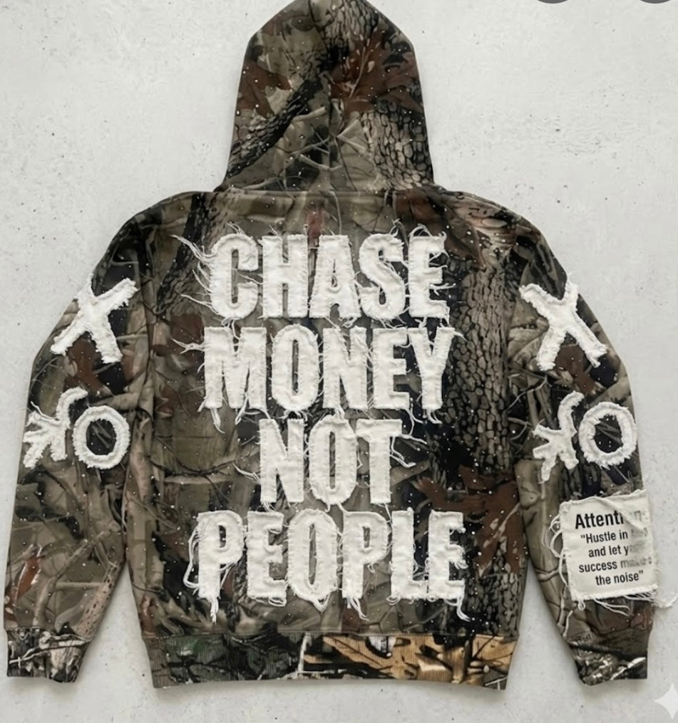 CAMO CHASE MONEY NOT PEOPLE ZIP-UP